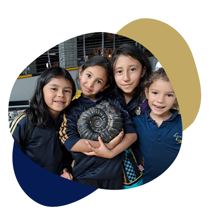 https://colegio.desarrolloicono.com.co/wp-content/uploads/2026/06/historiaajus.png